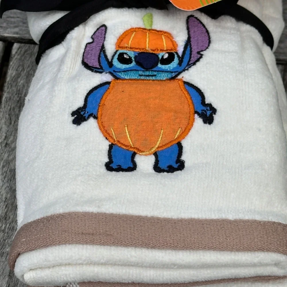 Disney Stitch Halloween Pumpkin 2 Pack Hand Towels Cream White 16x28 Cotton New